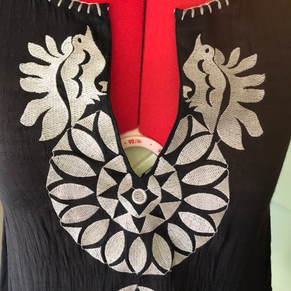 THML Black XS Embroidered V-Neck Sleeveless top - Picture 7 of 13